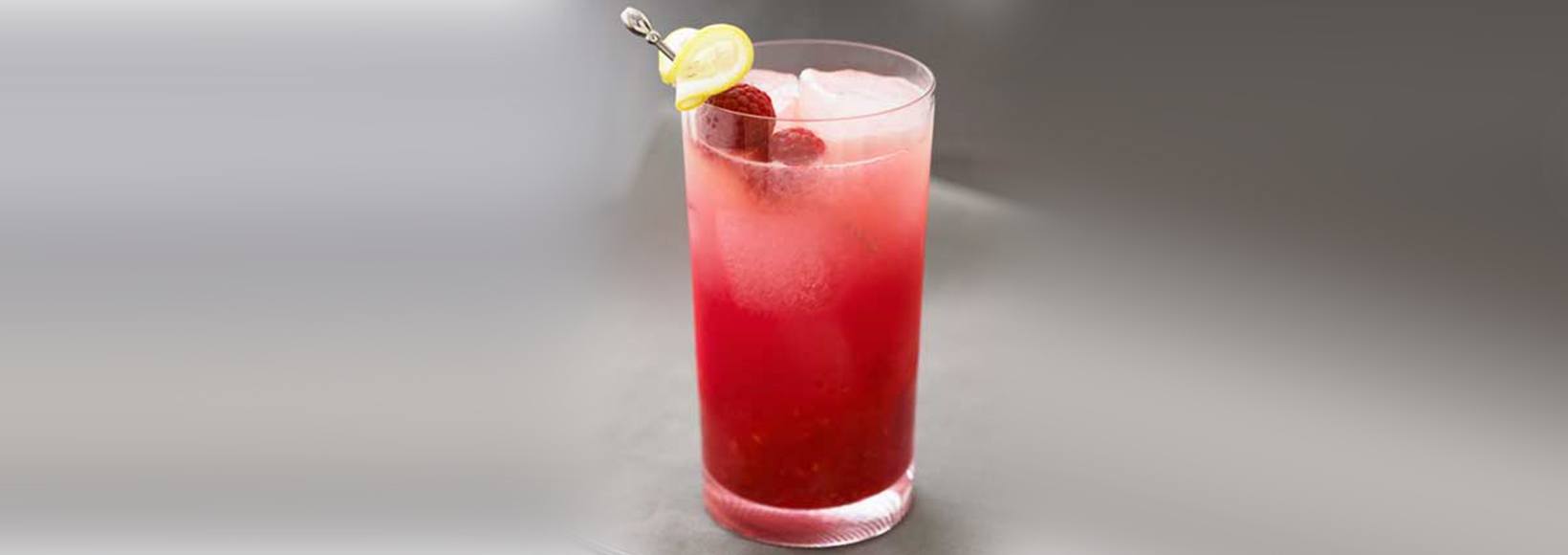Fresh Berry Lemonade Cocktail Recipe GREY GOOSE