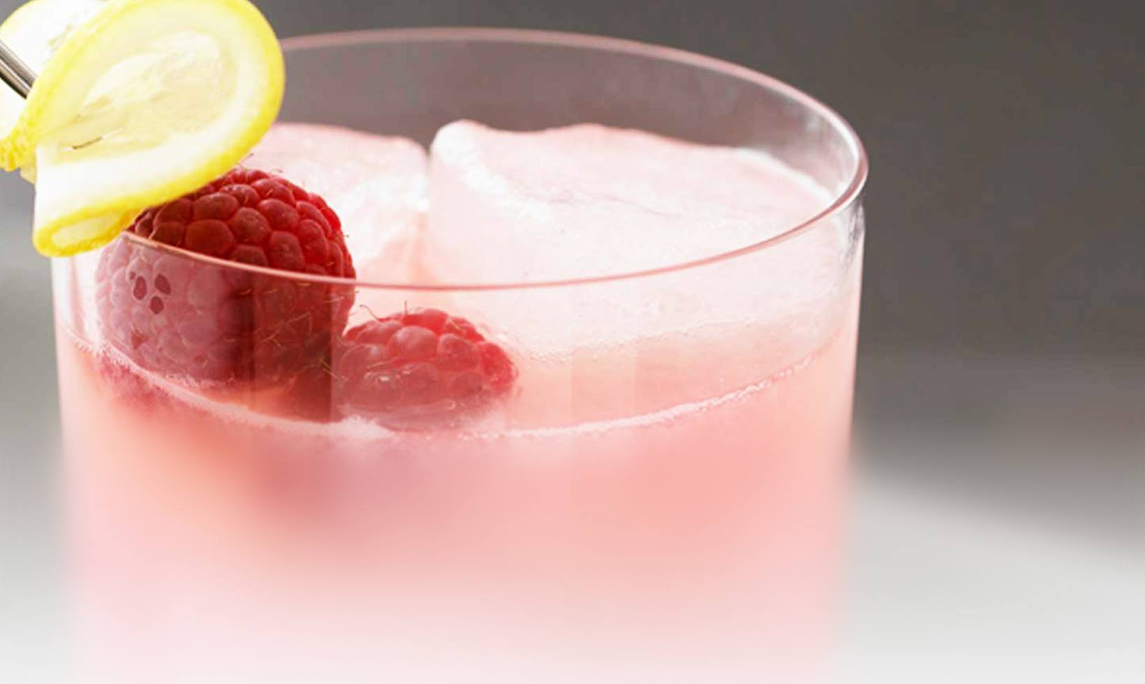 Recette de Cocktail Fresh Berry Lemonade GREY GOOSE