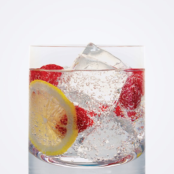 Le Citron with Berry Soda & Lemon Cocktail Recipe GREY GOOSE