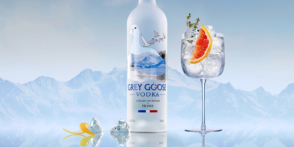 Grey Goose Vodka - 33.81 fl oz bottle