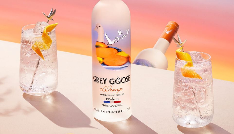 The Difference in Soda, Tonic and Sparkling Water for Cocktails GREY